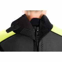 Typhoon Taifunschwarm Kleinkinder 3Mm Shorty Neoprenanzug- Flammengelb -Coast Water Sports Verkaufs-Shop Typhoon Swarm Boys Shorty Wetsuit Flame Yellow 6